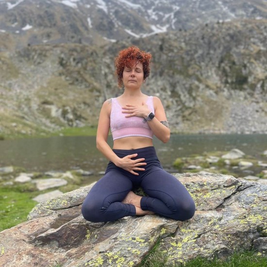 Senderisme i ioga a l’estany de l’estanyó a sorteny